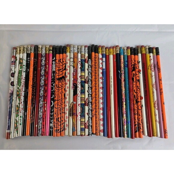 LOT of 41 Vintage 90s PENCILS Ad TMNT Cartoon Disney Holidays UNSHARPENED New - Picture 6 of 8